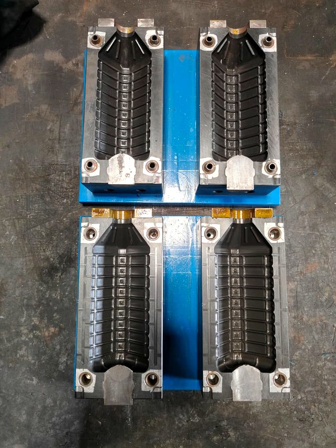 Square Oil Bottle Mould – Ultra Mould Pratham Engineering